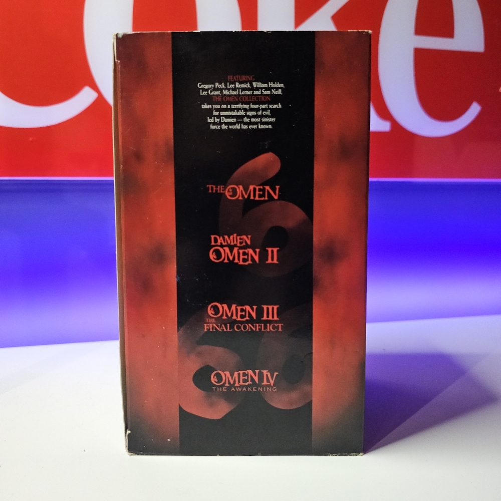 The Omen Collection VHS Box Set - Picture 2 of 8
